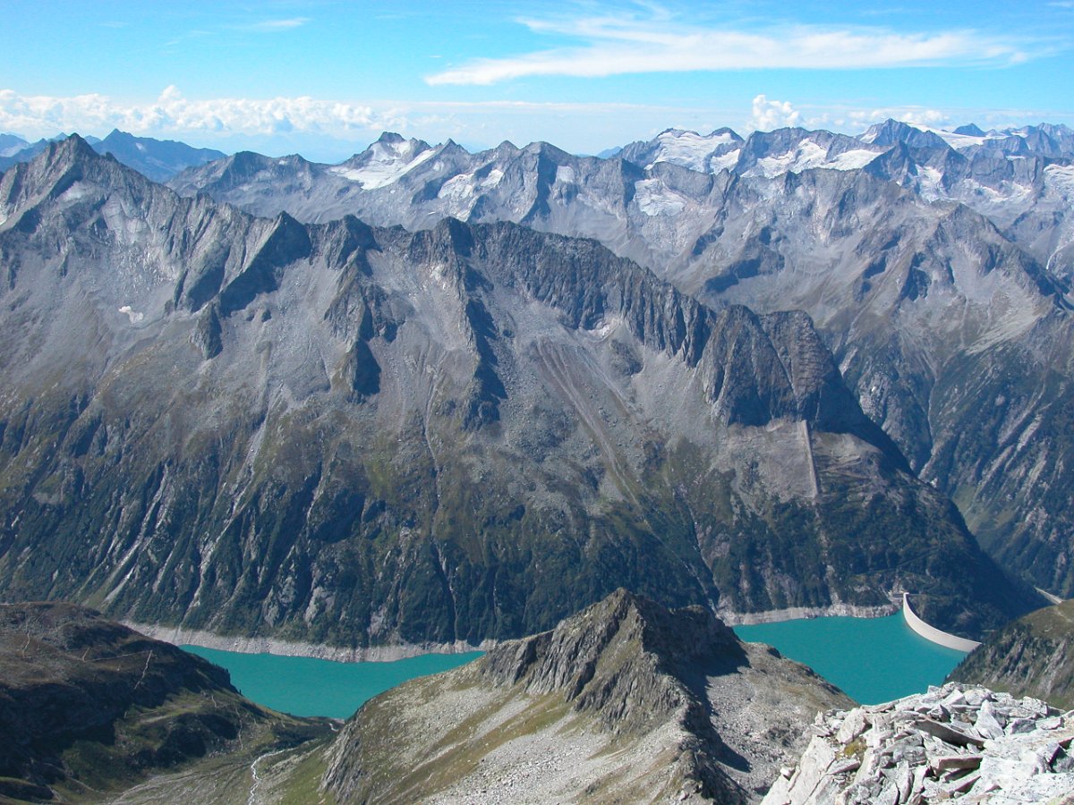 DSCN5757.JPG - Tiefblick auf den Speicher im Zillergrund.