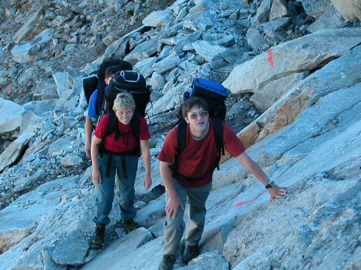 Dscn6675.jpg - Immer der Markierung folgen.