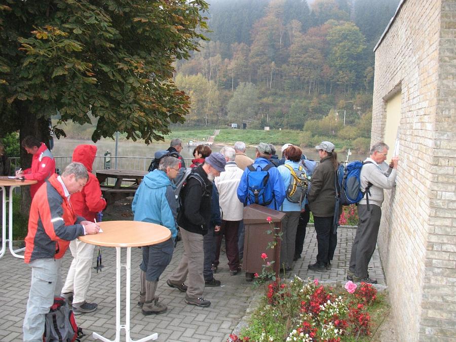 IMG_0875.JPG - Start frei für die Ersten.